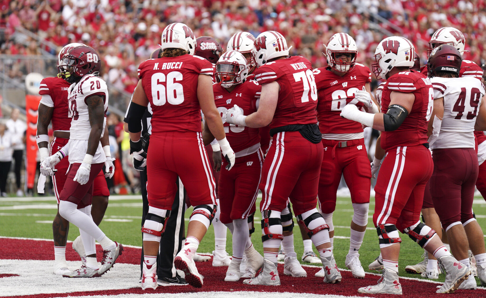 2022-09-17-WIs_New Mexico State-17.jpg